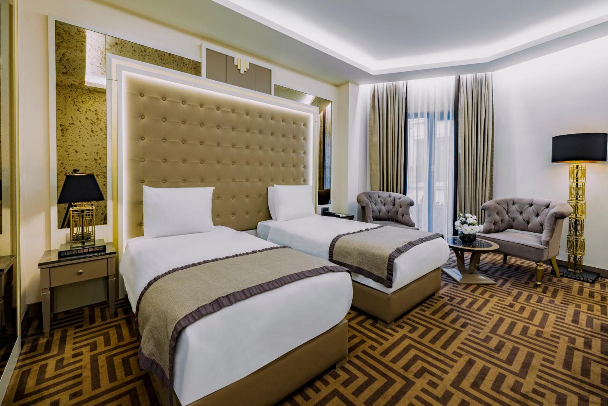 Hotel Ramada By Wyndham Istanbul Golden Horn Exteriér fotografie